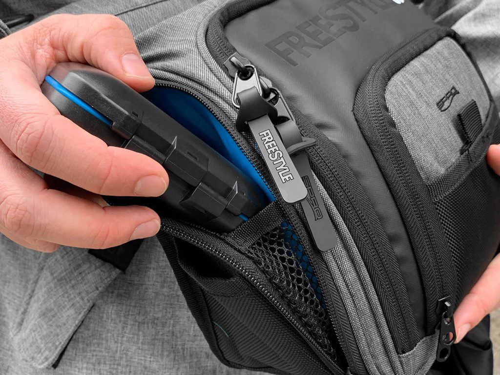 Spro Freestyle Shoulder Bag V2 - Haken & Zubehör