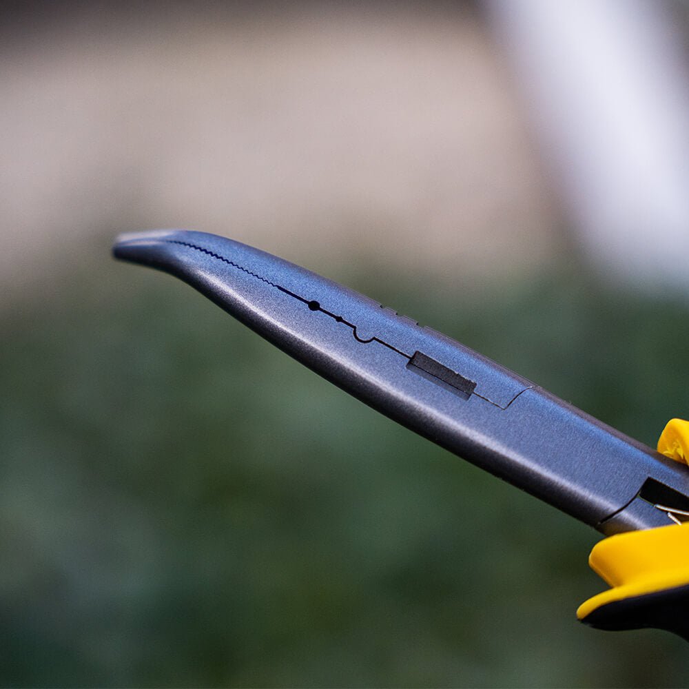 Spro Bent Long Nose Pliers 23cm - Haken & Zubehör