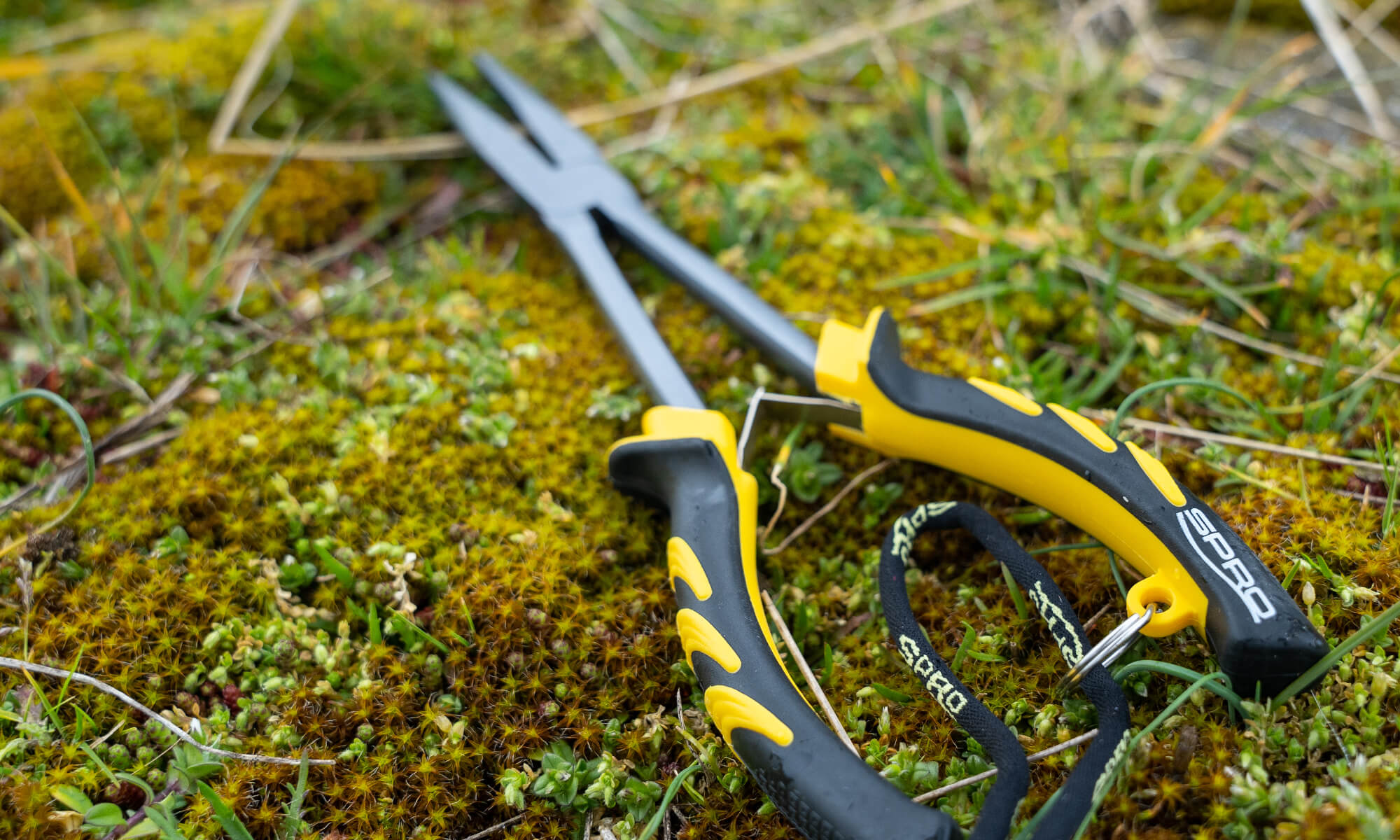 Spro Extra Long Bent Nose Pliers 28cm
